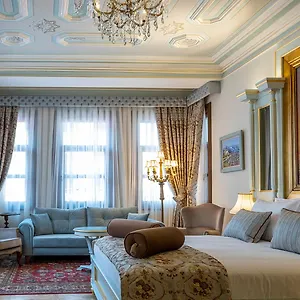2* Hotel Ortakoey