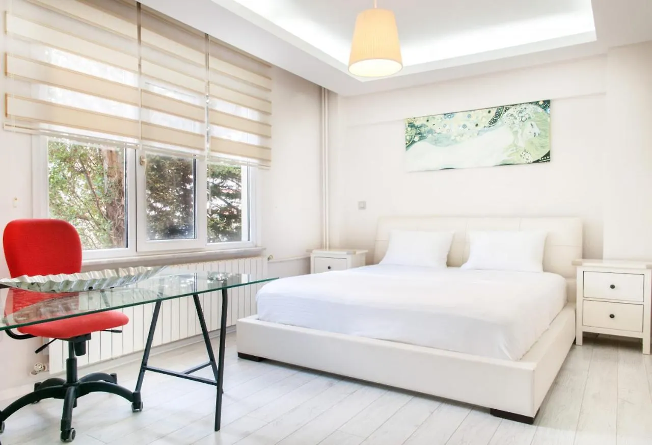 Apartment Central And Vibrant Flat With Balcony In Besiktas Istanbul Türkei